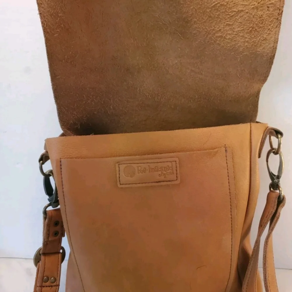 REIMAGINED RAW LEATGER Elegant Tan Leather Crossbody Bag